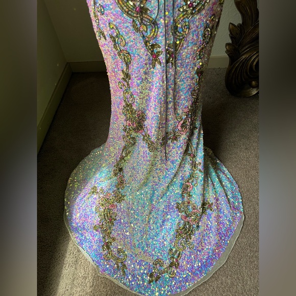 Primavera Couture Long Prom Dress - Picture 9 of 11